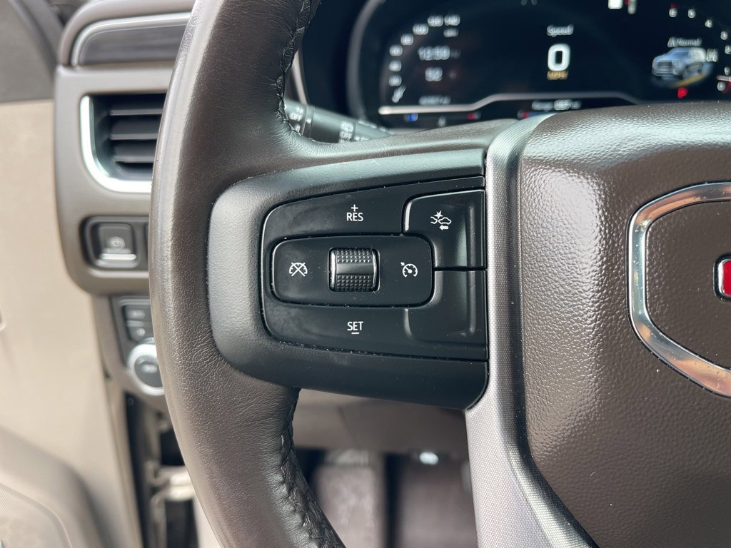 Used 2023 GMC Yukon SLT image 16