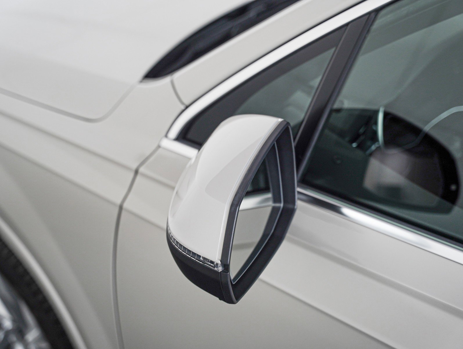 Used 2022 Audi Q7 Premium Plus w/ Premium Plus Package image 20