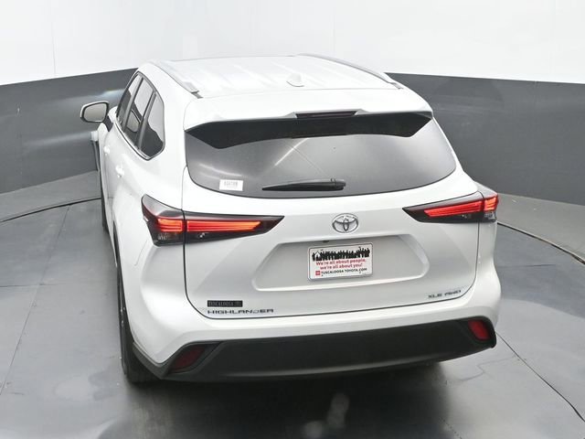 Used 2026 Toyota Highlander XLE image 32