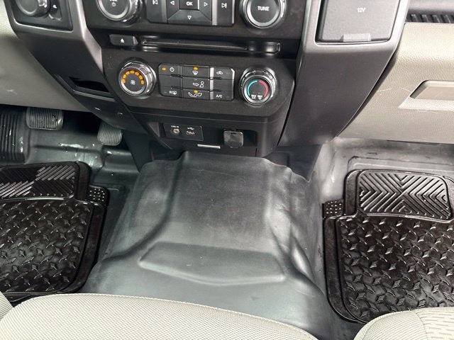Used 2015 Ford F150 XLT w/ Equipment Group 301A Mid AWD/4WD image 9