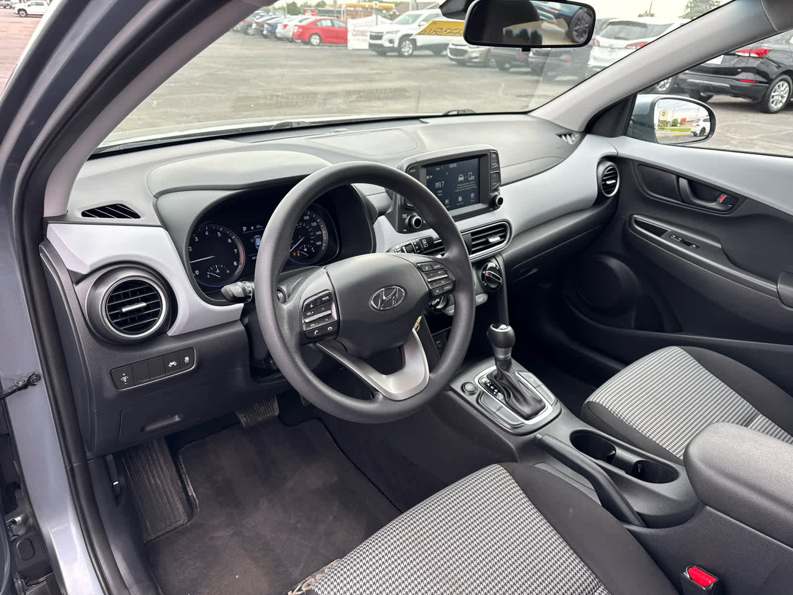 Used 2020 Hyundai Kona SE FWD image 12