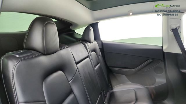 Used 2023 Tesla Model Y Performance AWD/4WD image 25