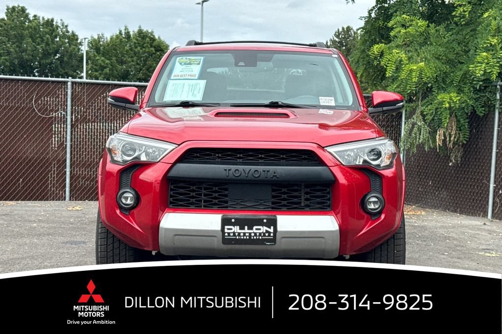 Used 2021 Toyota 4Runner TRD Off-Road Premium w/ Moonroof Package AWD/4WD image 12