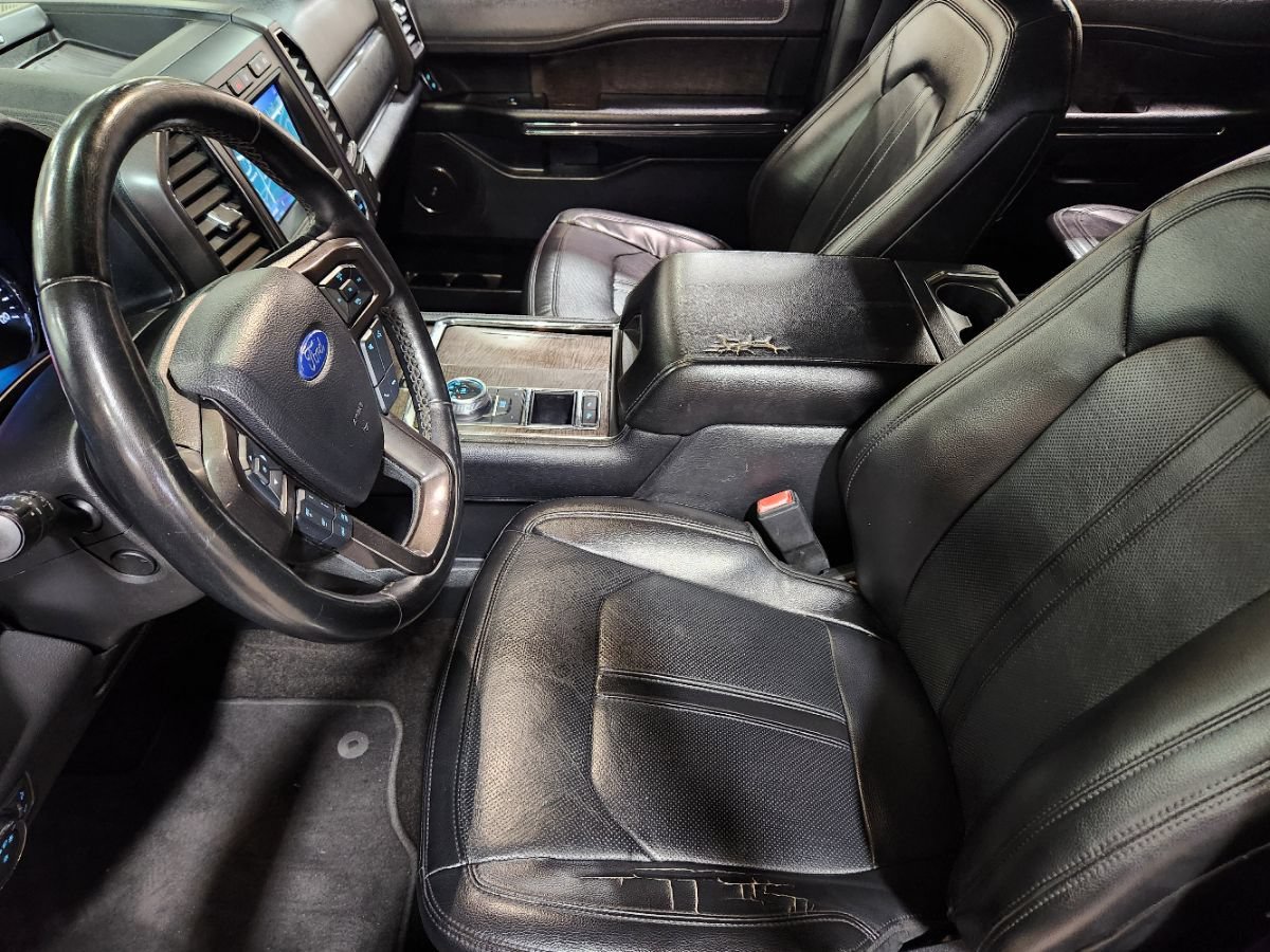 Used 2021 Ford Expedition Max Limited RWD image 29