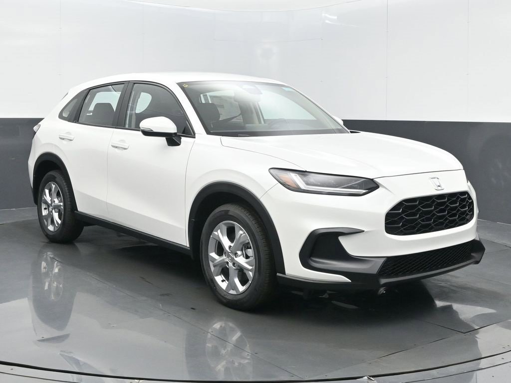 Used 2025 Honda HR-V LX