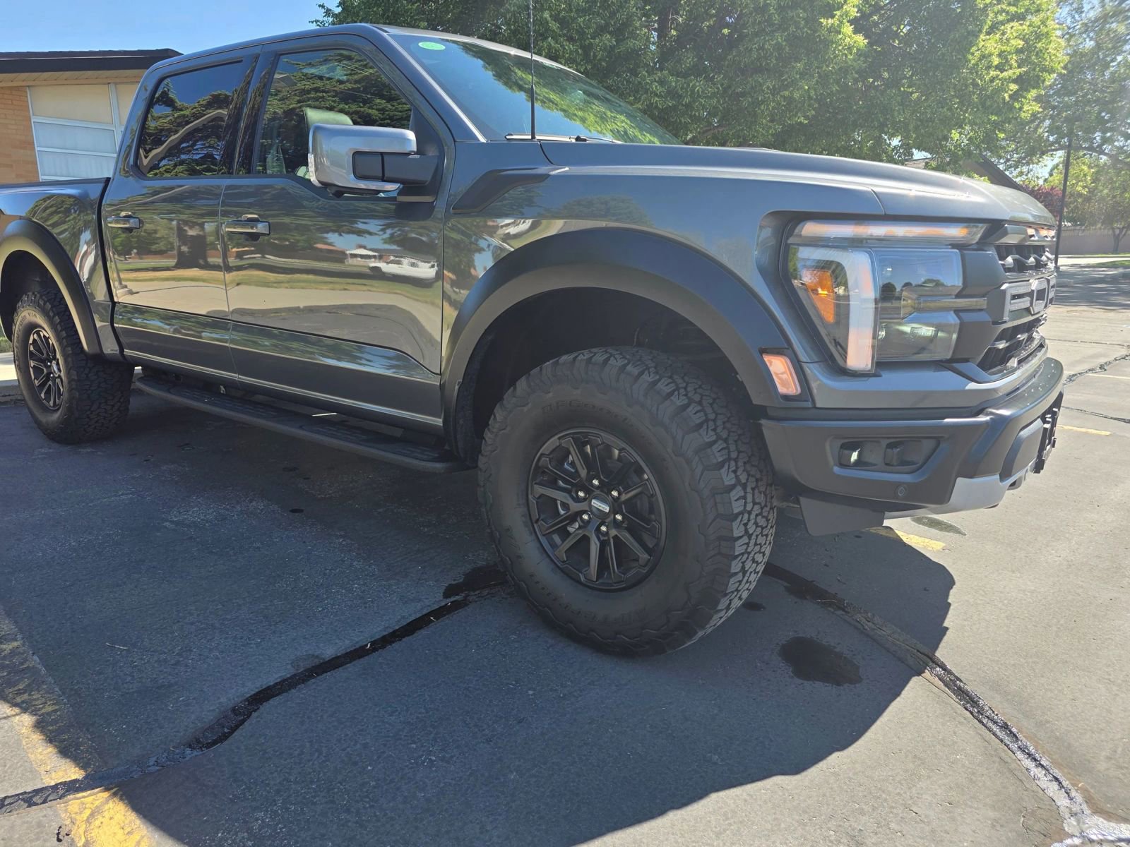 Used 2025 Ford F150 Raptor AWD/4WD image 22