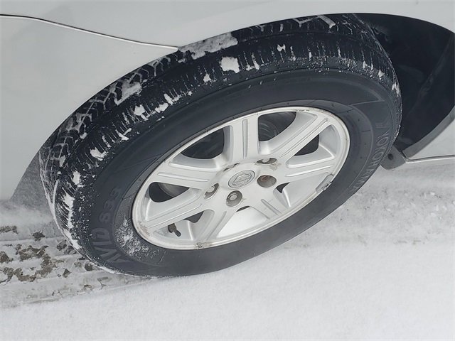 Used 2008 Chrysler Town & Country Touring image 5