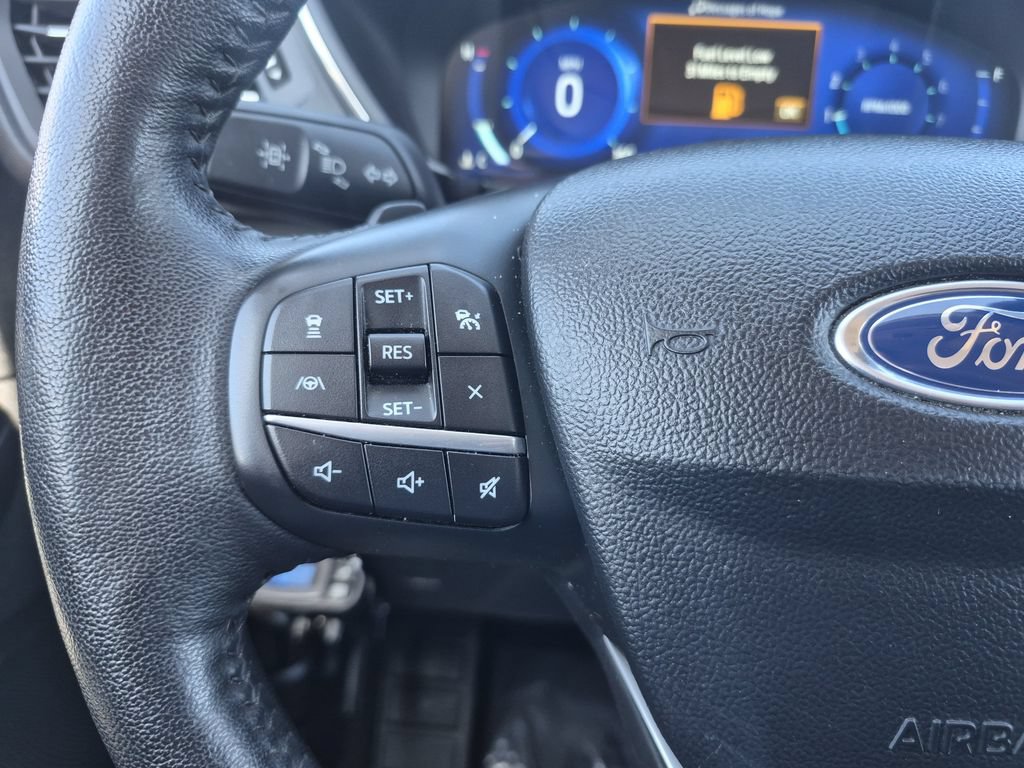 Used 2020 Ford Escape Titanium AWD/4WD image 19