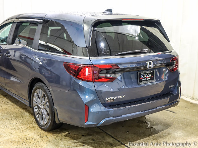 Used 2025 Honda Odyssey Touring image 5