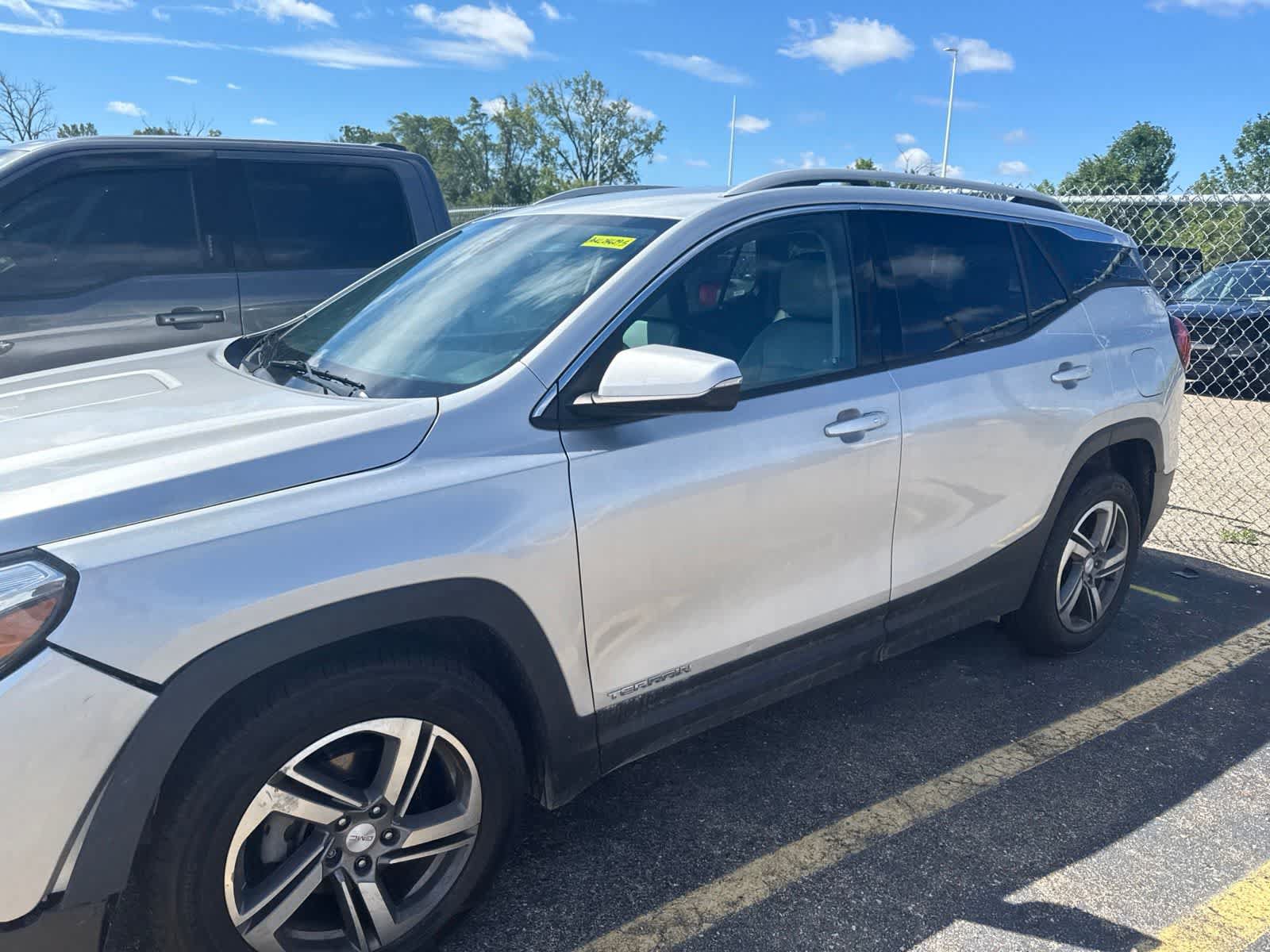 Used 2020 GMC Terrain SLT w/ Preferred Package AWD/4WD image 22