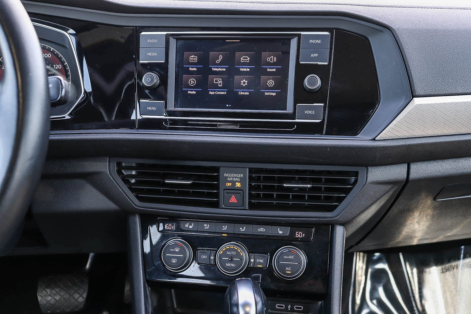 Used 2020 Volkswagen Jetta R-Line w/ R-Line Cold Weather Package image 13