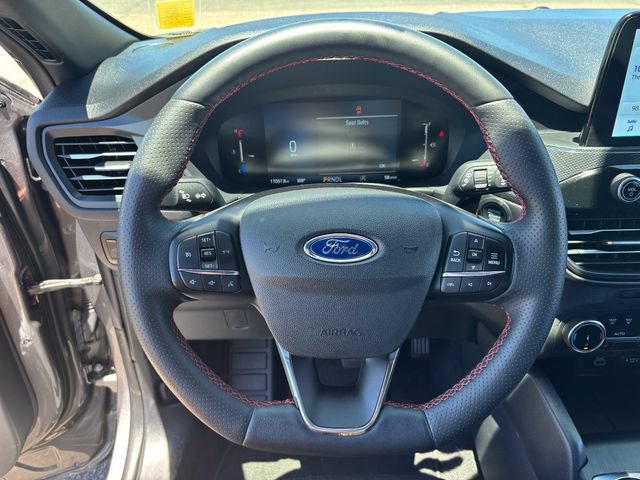 Used 2025 Ford Escape ST-Line Select AWD/4WD image 26