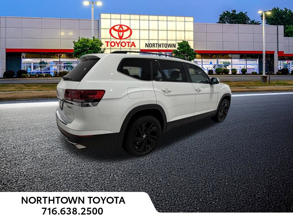 Used 2023 Volkswagen Atlas SE AWD/4WD image 32
