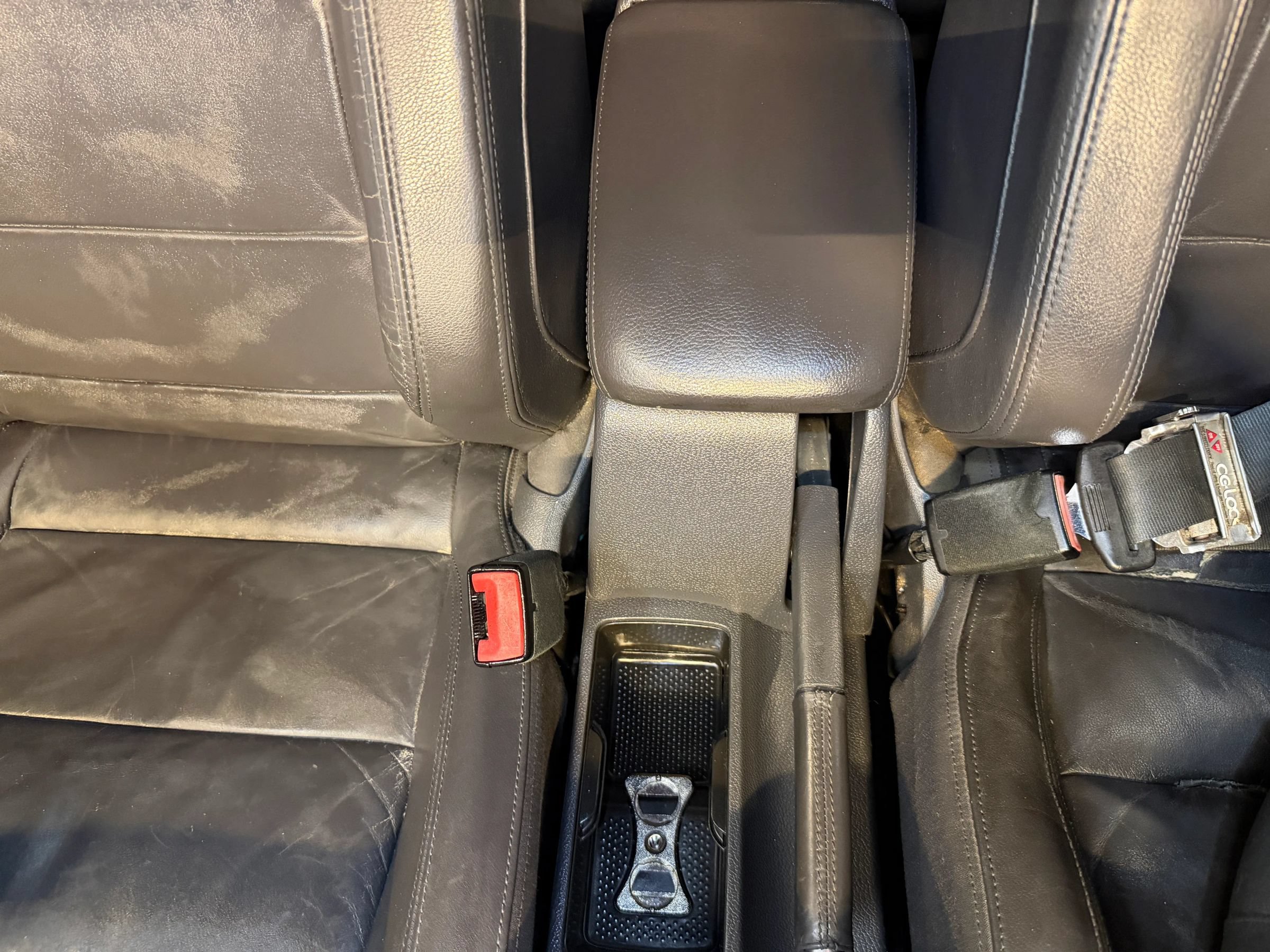 Used 2008 Volkswagen R32 AWD/4WD image 21