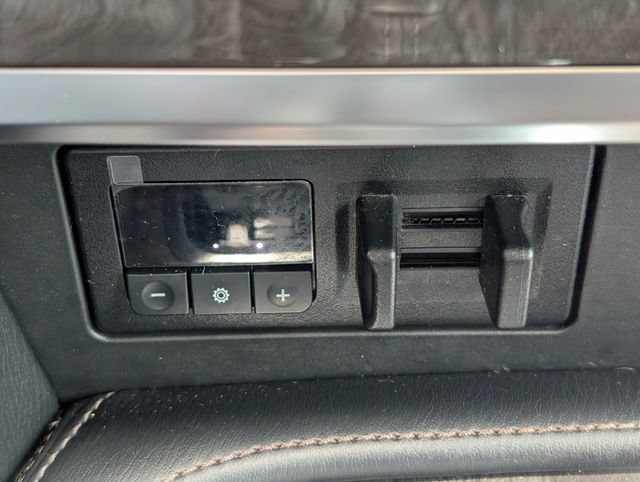 Used 2023 Nissan Armada Platinum w/ Cargo Package RWD image 23