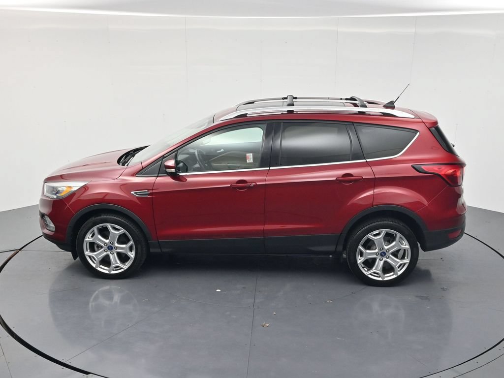 Used 2019 Ford Escape Titanium AWD/4WD image 46