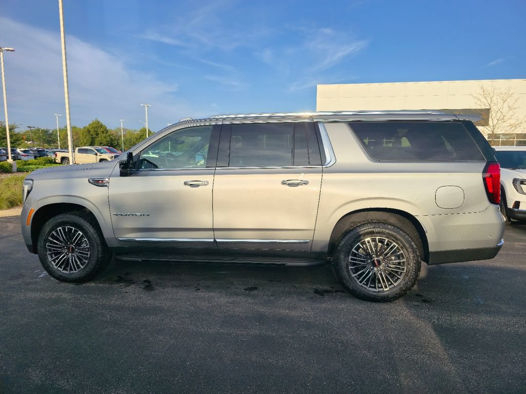 New 2026 GMC Yukon XL Elevation w/ Elevation Premium Package AWD/4WD image 9