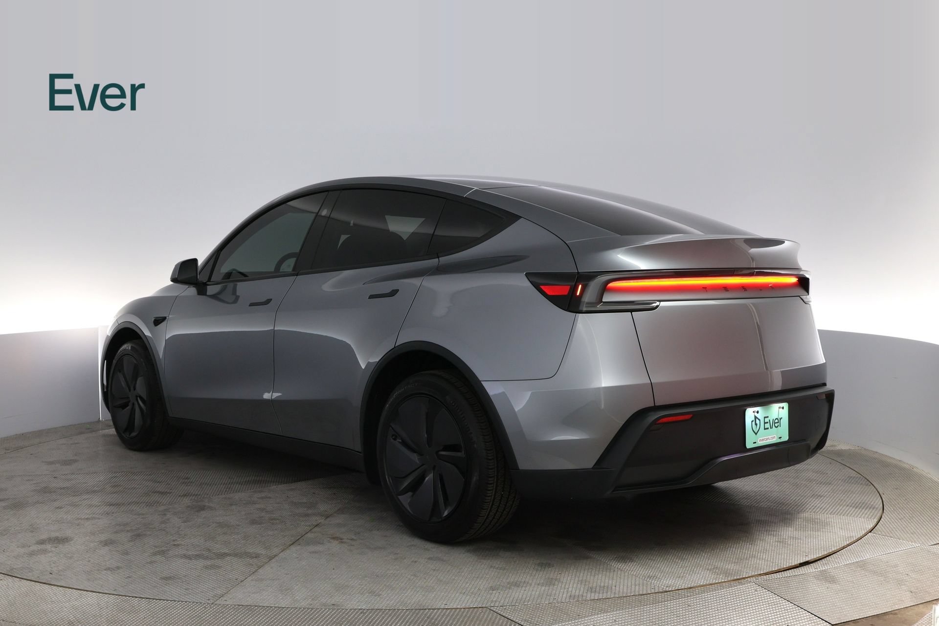 Used 2026 Tesla Model Y 2WD image 17