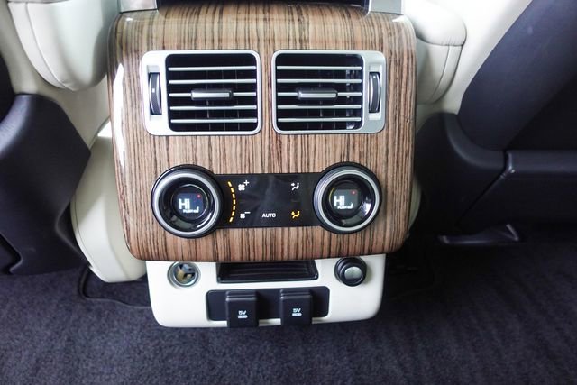 Used 2019 Land Rover Range Rover HSE image 26