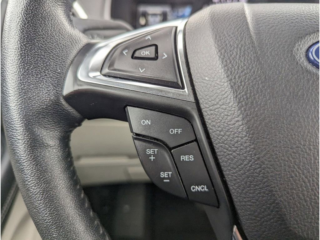 Used 2022 Ford Edge Titanium image 15