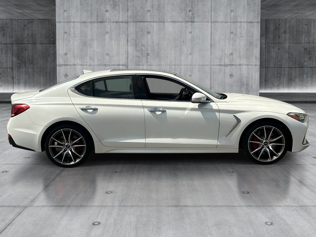 Used 2021 Genesis G70 3.3T RWD image 6