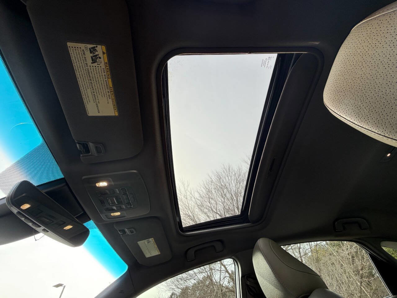 Used 2019 Toyota Avalon Limited image 55