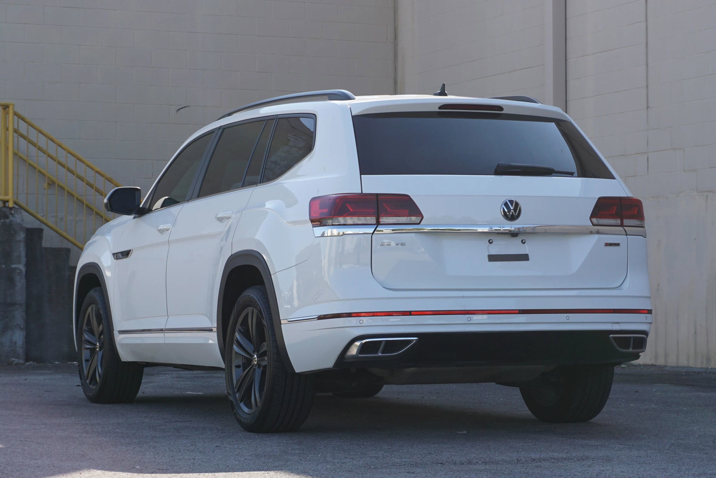 Used 2021 Volkswagen Atlas SE w/ Panoramic Sunroof Package image 7