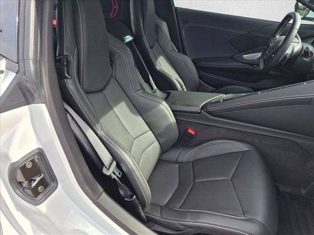 Used 2025 Chevrolet Corvette Stingray Coupe w/ 1LT RWD image 18
