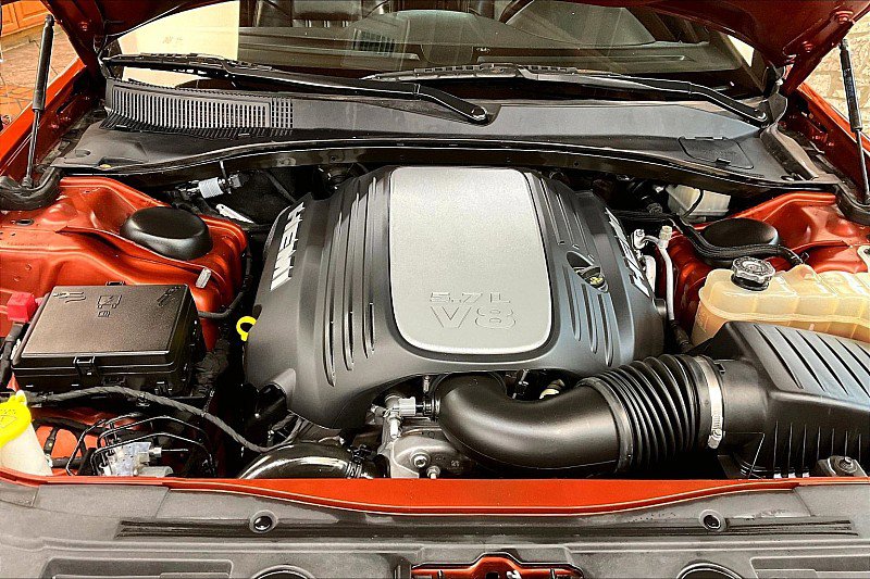 Used 2021 Chrysler 300 S w/ S Model Appearance Package RWD image 8