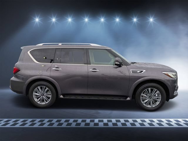 Used 2024 INFINITI QX80 Luxe AWD/4WD image 2