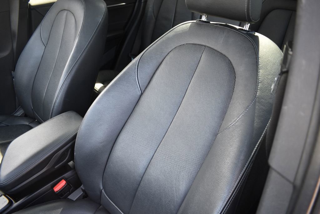 Used 2019 BMW X1 xDrive28i w/ Convenience Package image 9