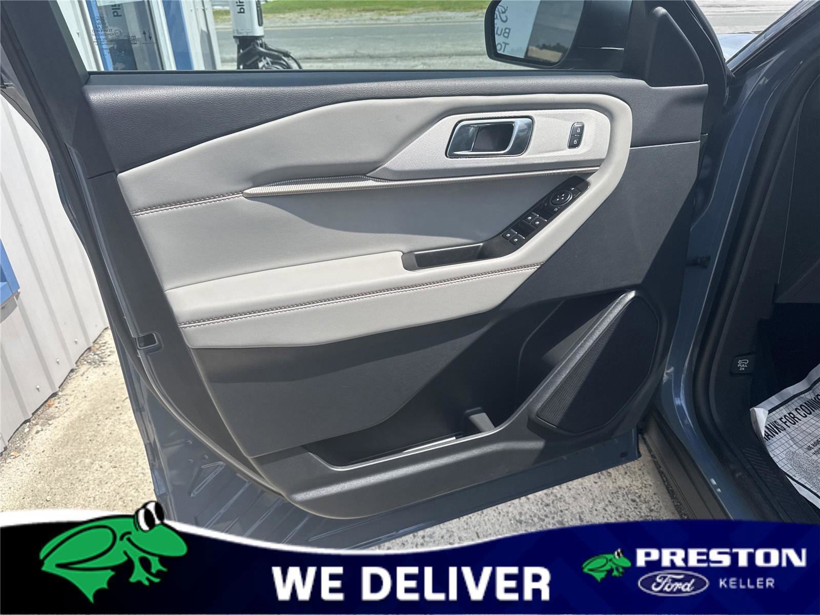 New 2025 Ford Explorer Active w/ Active Comfort Package image 10