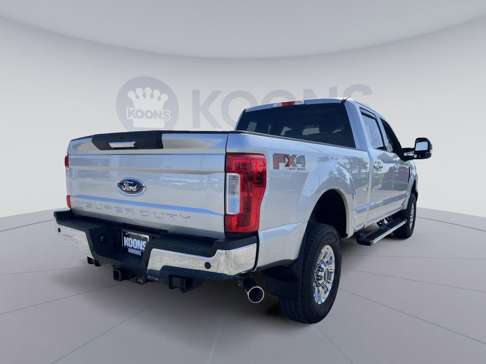 Used 2019 Ford F250 XLT w/ XLT Premium Package image 16
