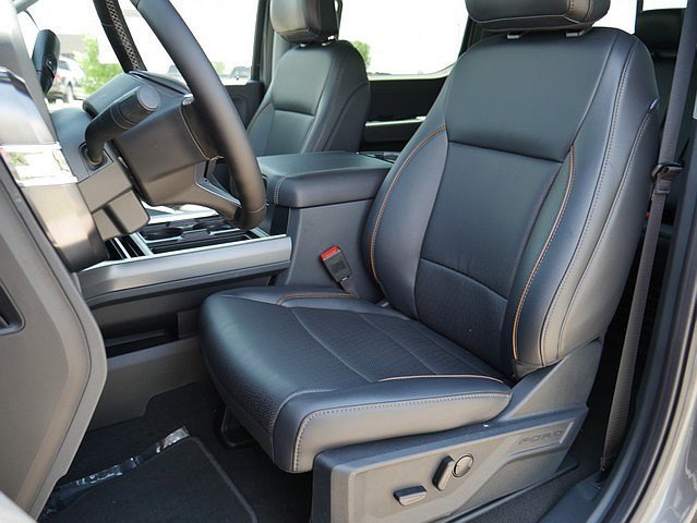 New 2025 Ford F350 Lariat w/ Lariat Ultimate Package image 13