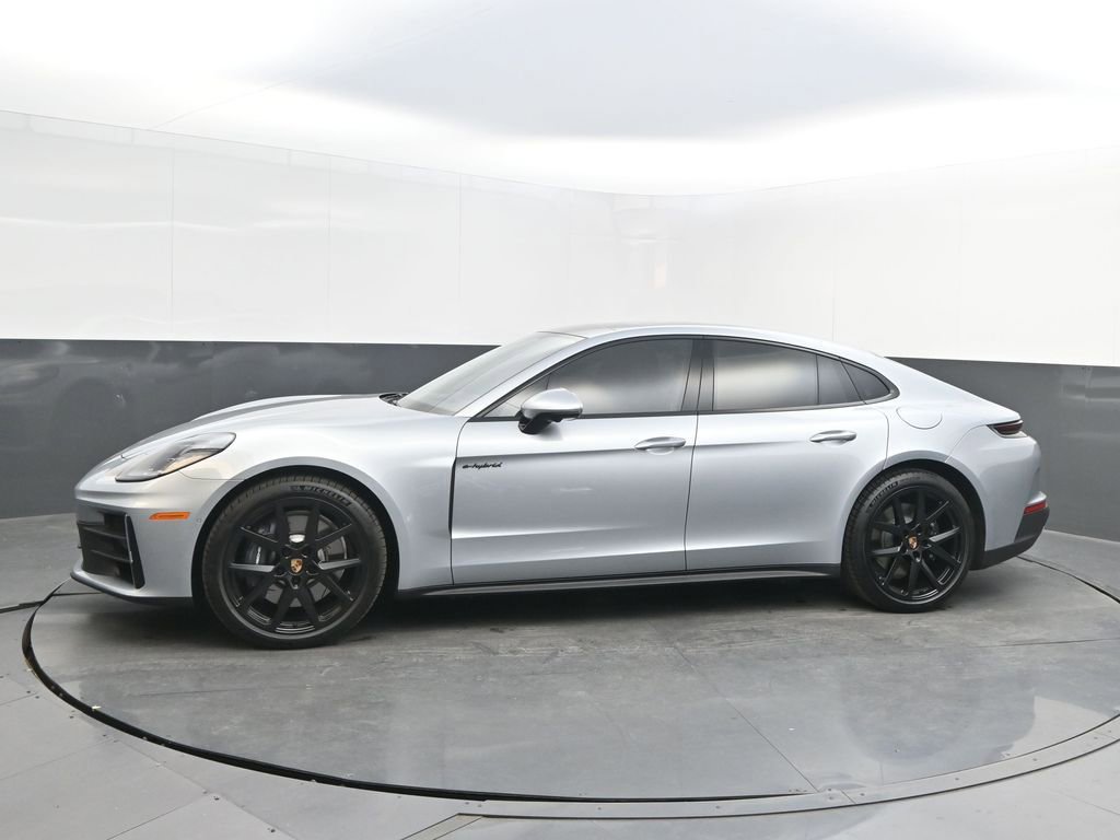 New 2026 Porsche Panamera 4 image 2