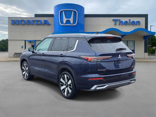 Used 2025 Mitsubishi Outlander SEL AWD/4WD image 3