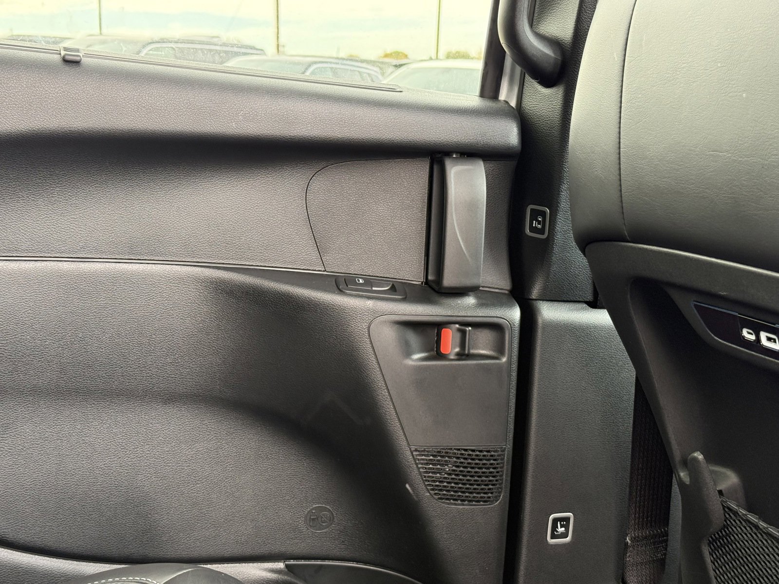New 2024 Chrysler Pacifica Touring-L w/ S Appearance Package image 29
