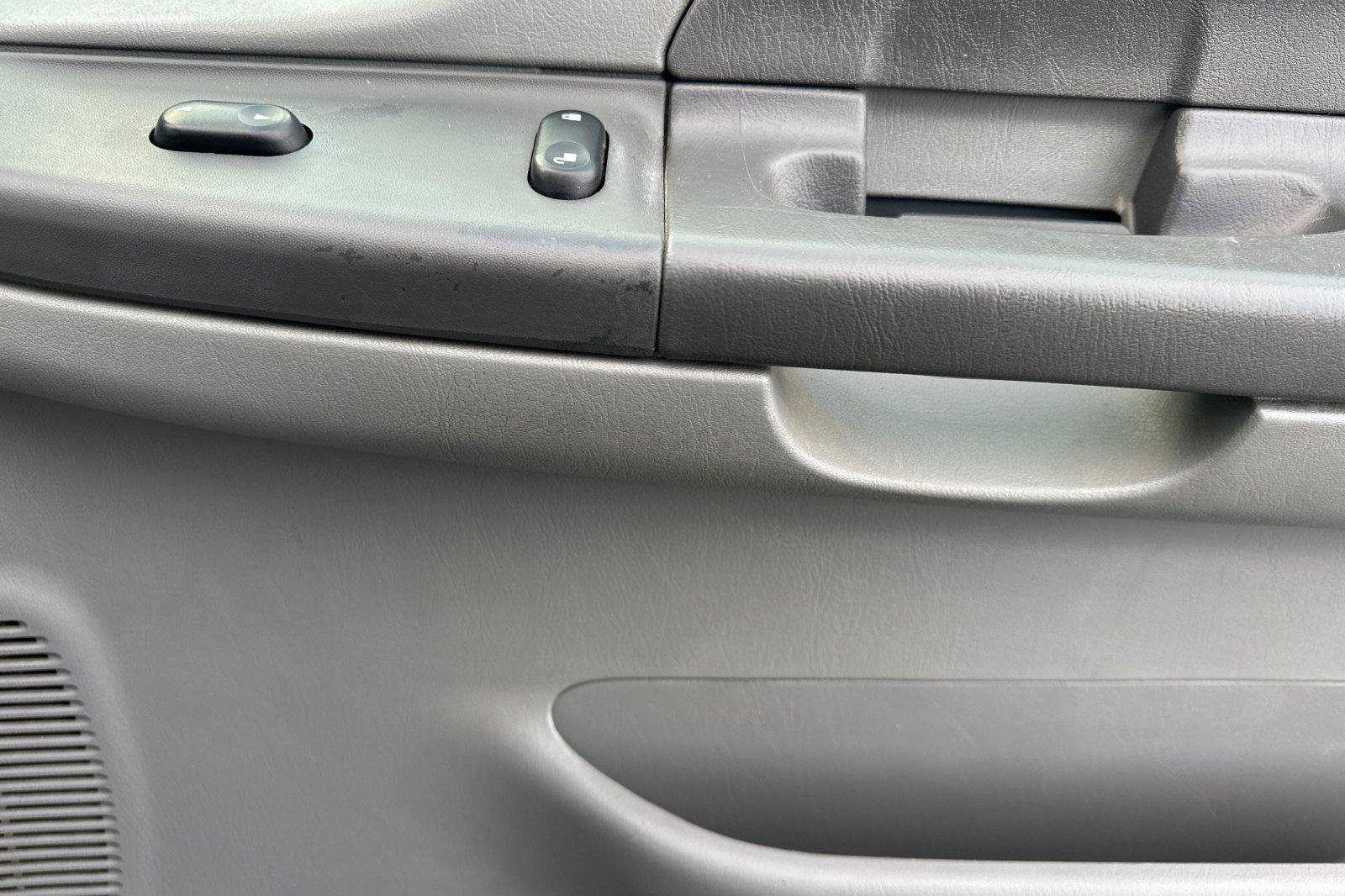 Used 2002 Ford F350 XL image 20