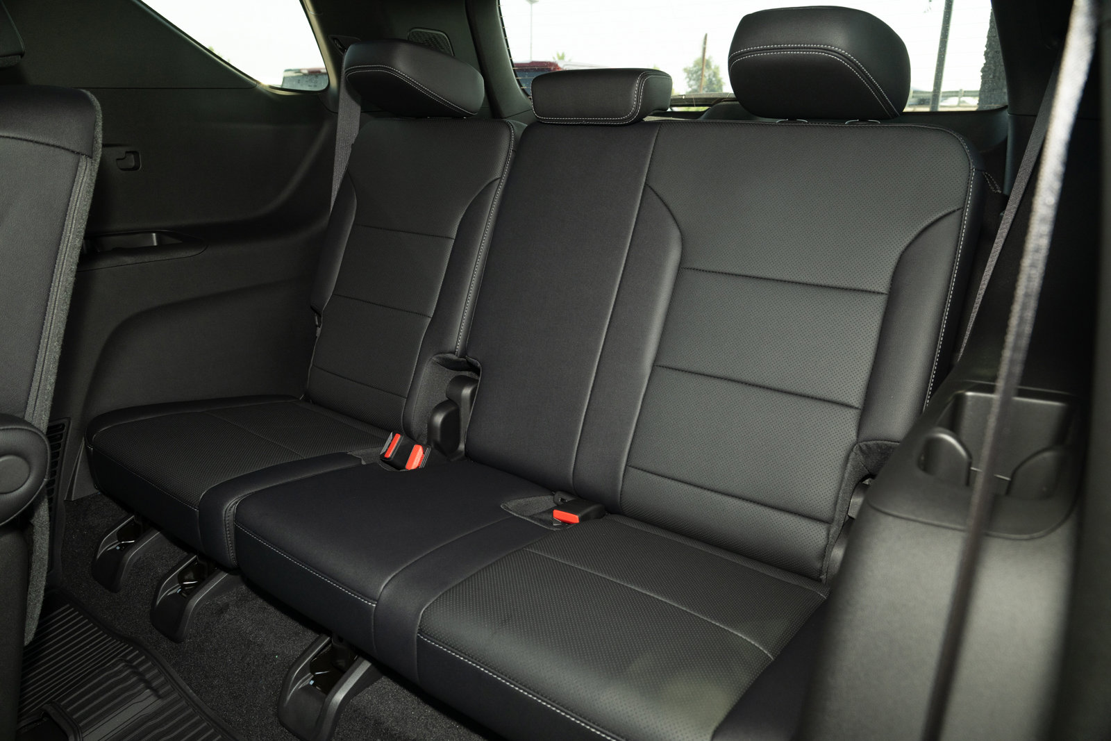 New 2026 Chevrolet Traverse LT w/ Driver Confidence Package image 32