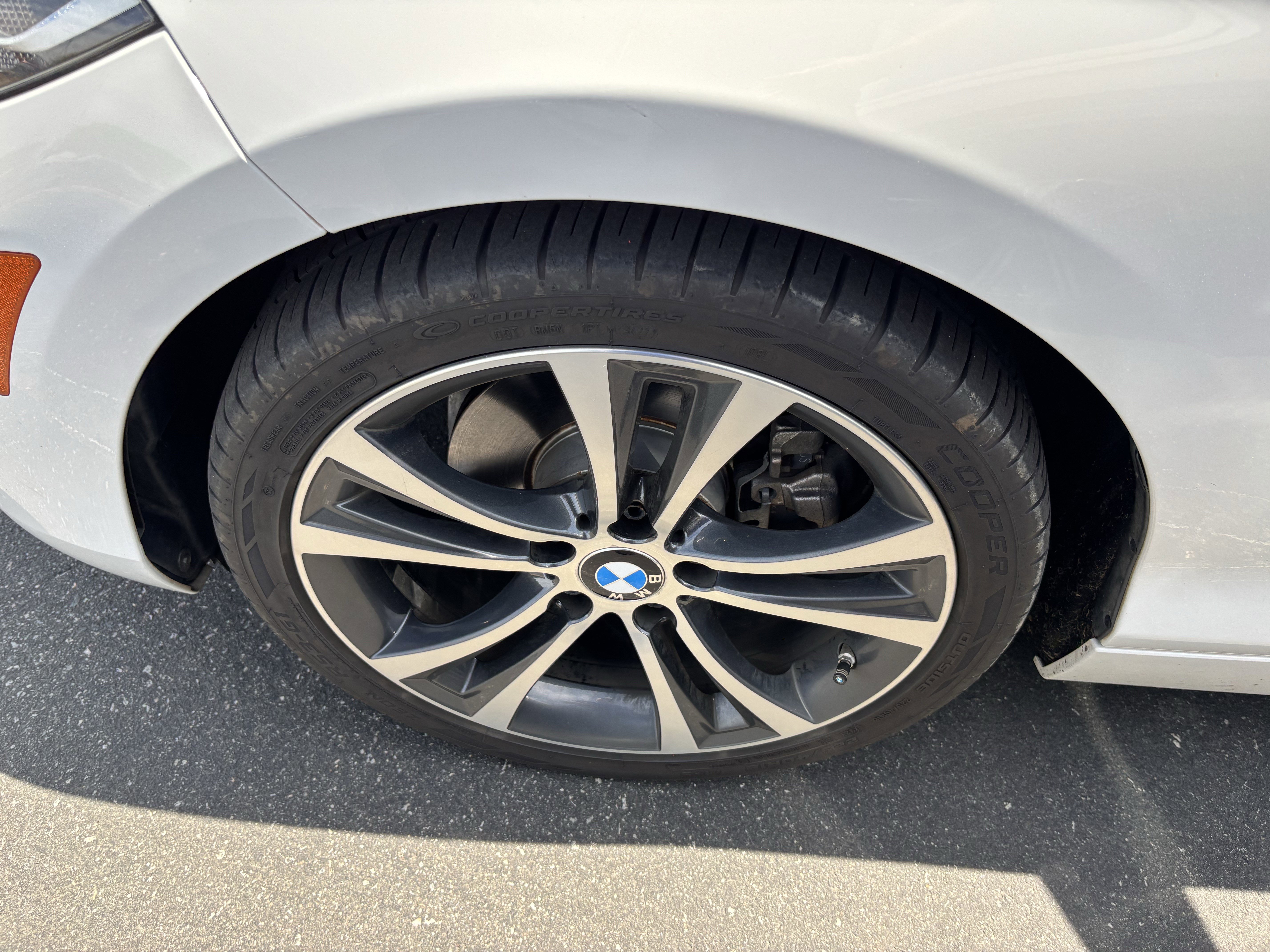 Used 2017 BMW 230i Convertible image 32