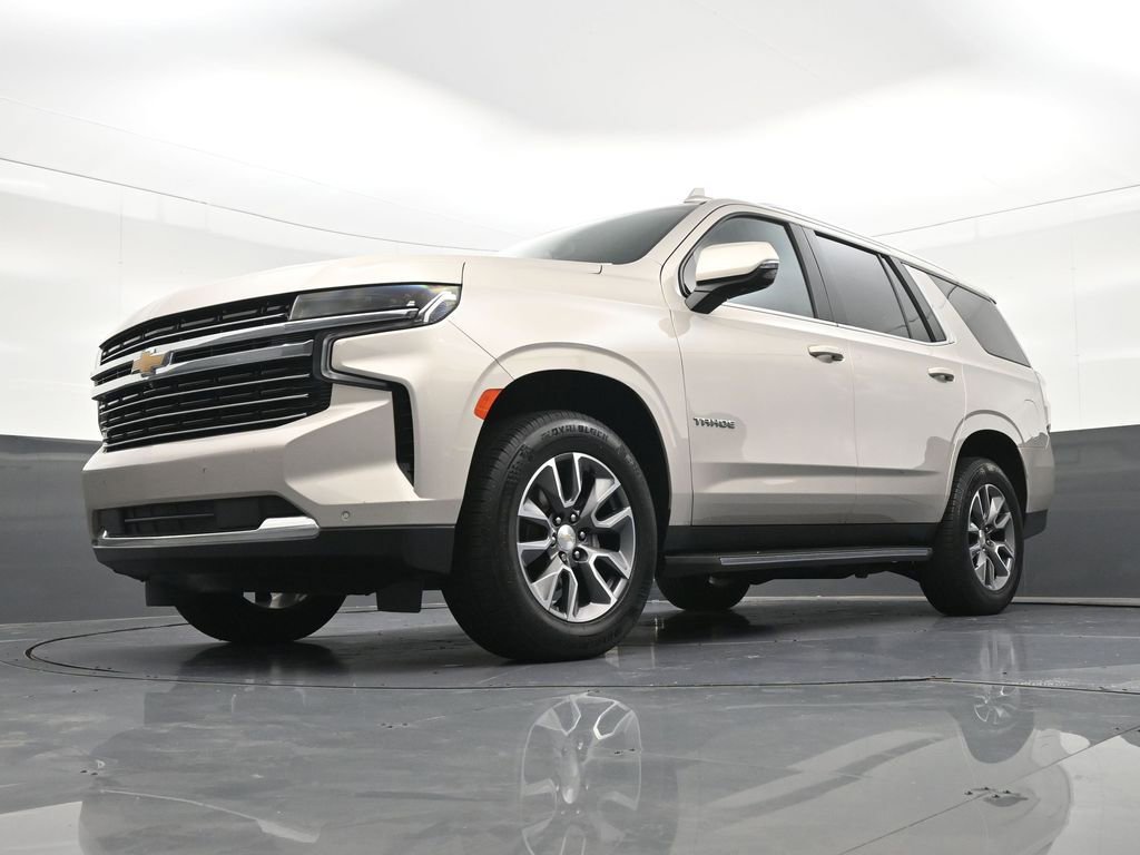 Used 2022 Chevrolet Tahoe LT w/ Luxury Package RWD image 23