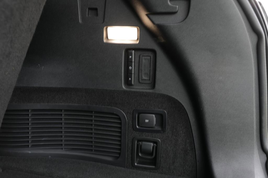 Used 2023 Lincoln Aviator Reserve w/ Equipment Group 201A image 11