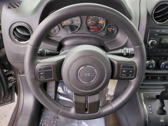 Used 2015 Jeep Patriot High Altitude image 13