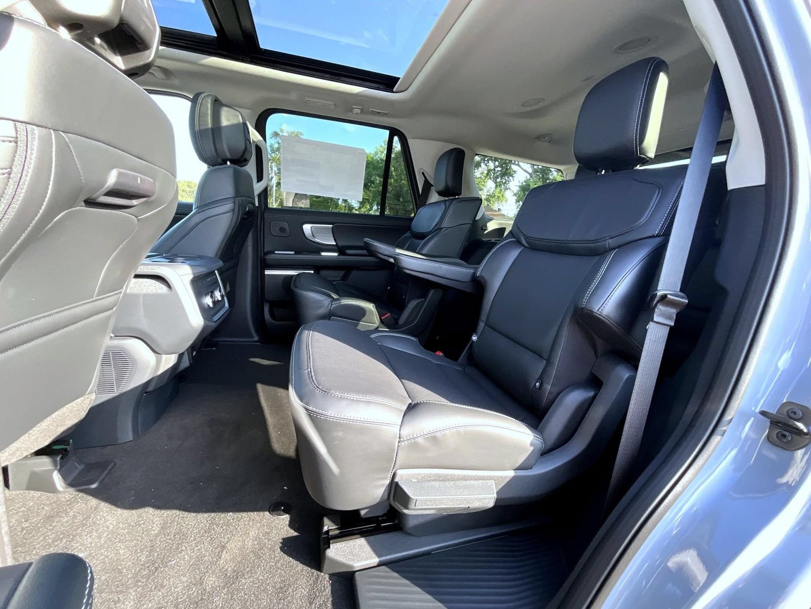 New 2027 Ford Expedition Platinum w/ Driver's Package AWD/4WD image 25