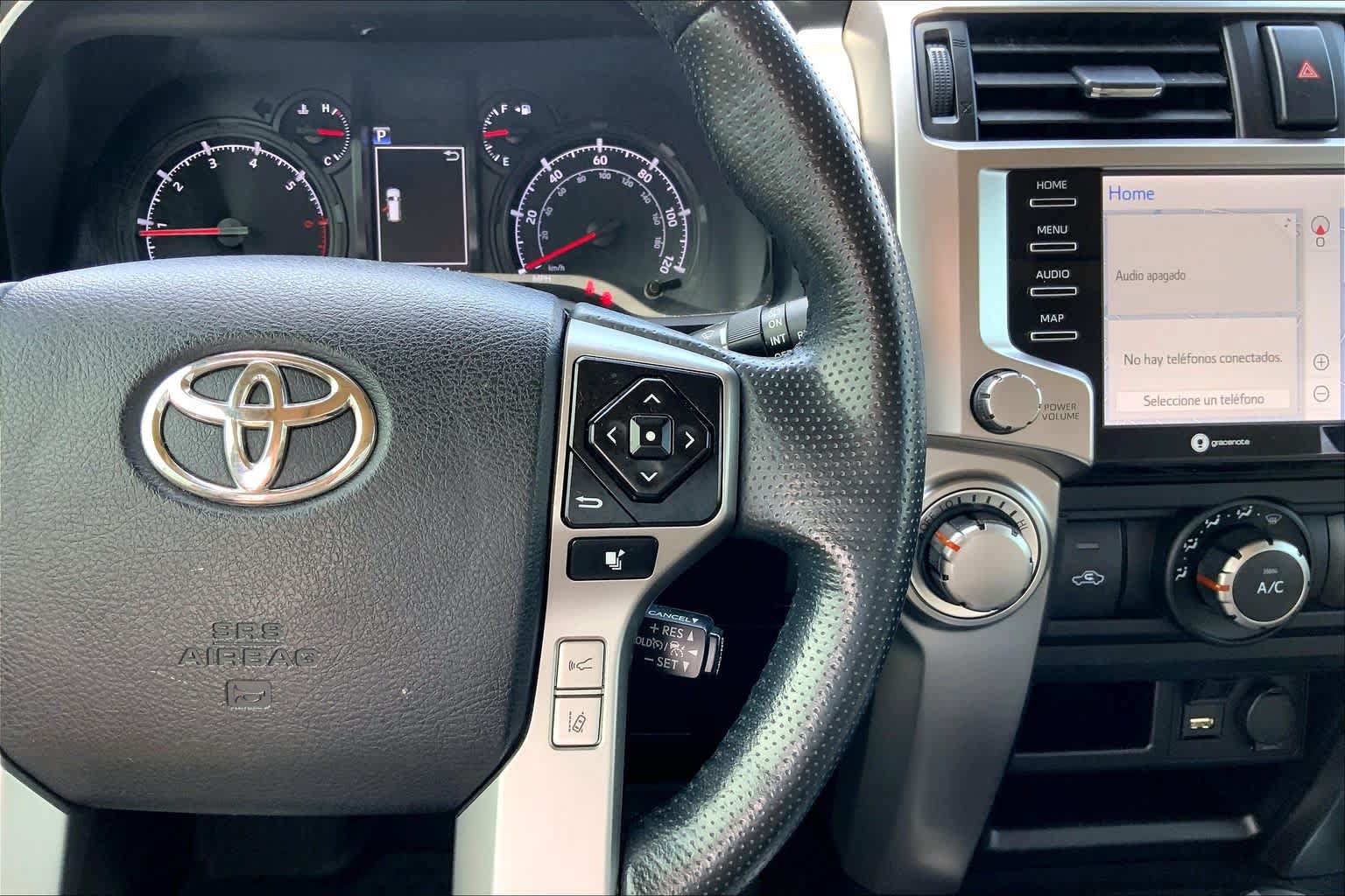 Used 2023 Toyota 4Runner SR5 Premium w/ Moonroof Package AWD/4WD image 25