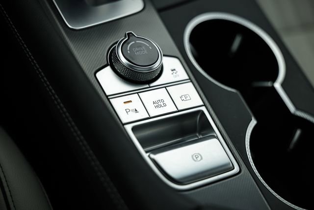 Used 2025 Genesis G70 3.3T Advanced image 41