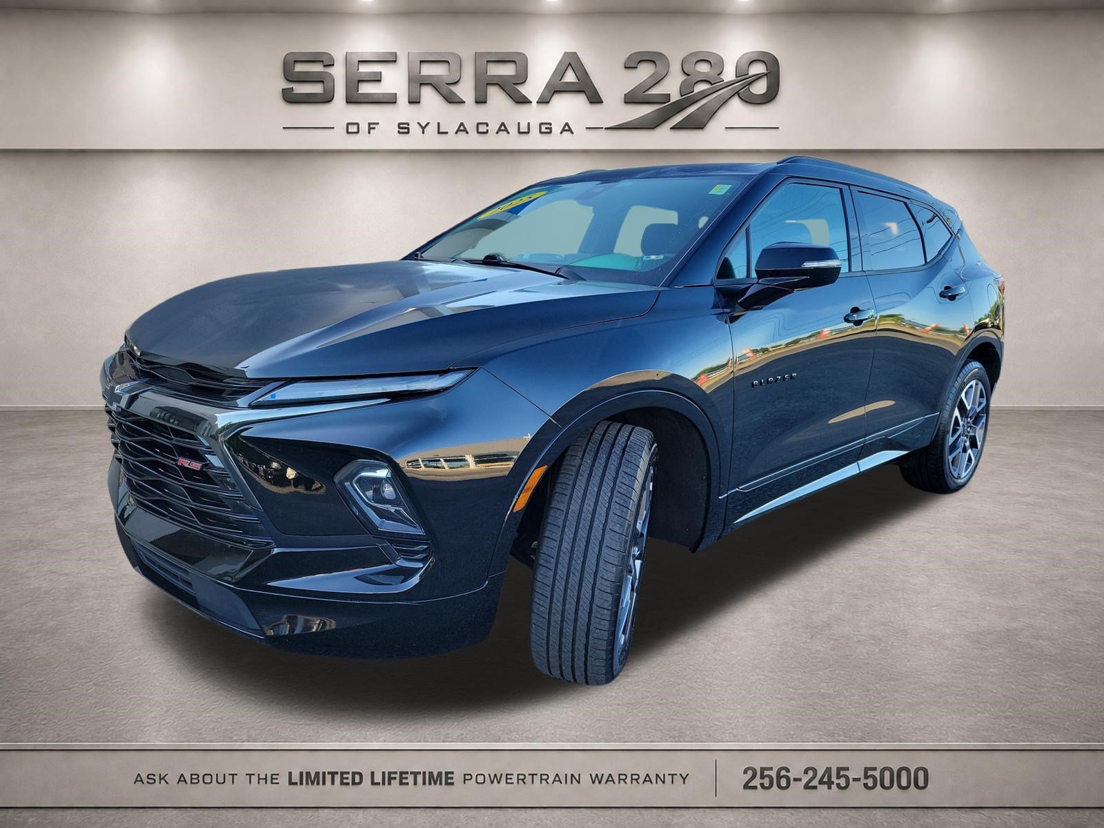 Used 2025 Chevrolet Blazer RS FWD image 3