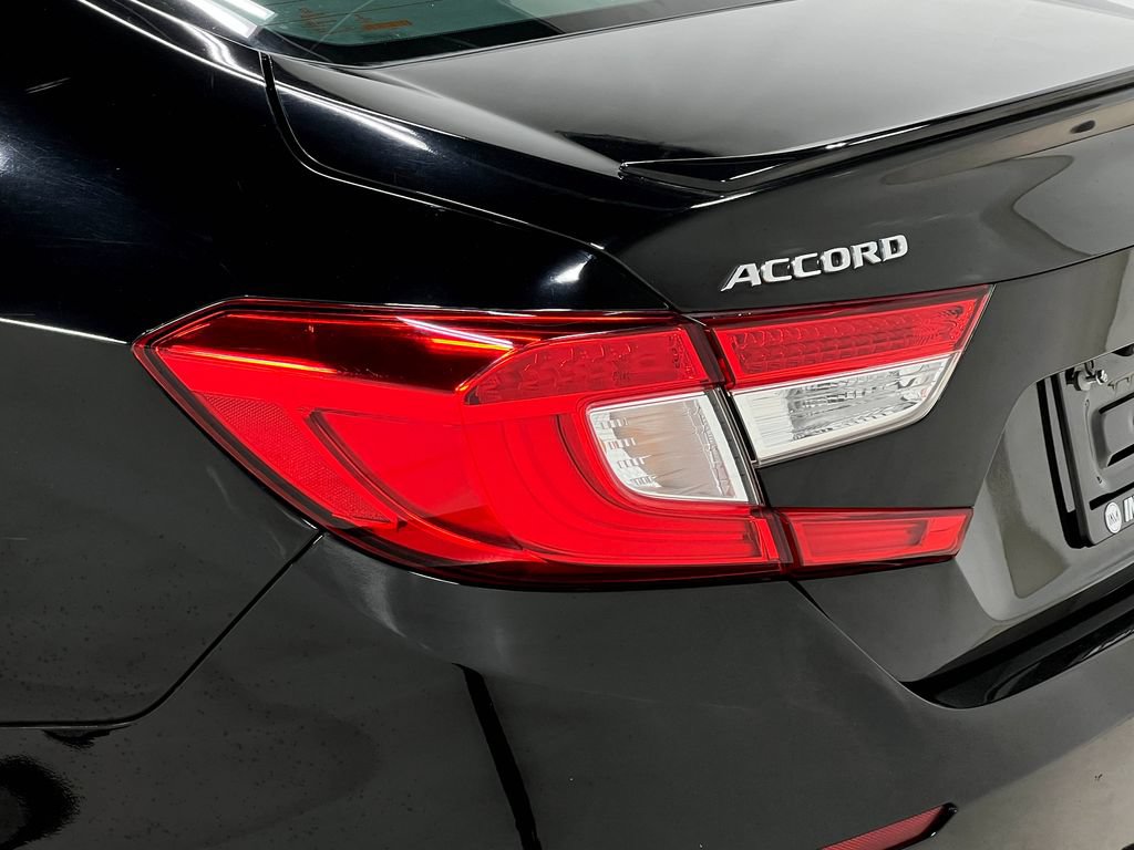 Used 2018 Honda Accord Sport image 34