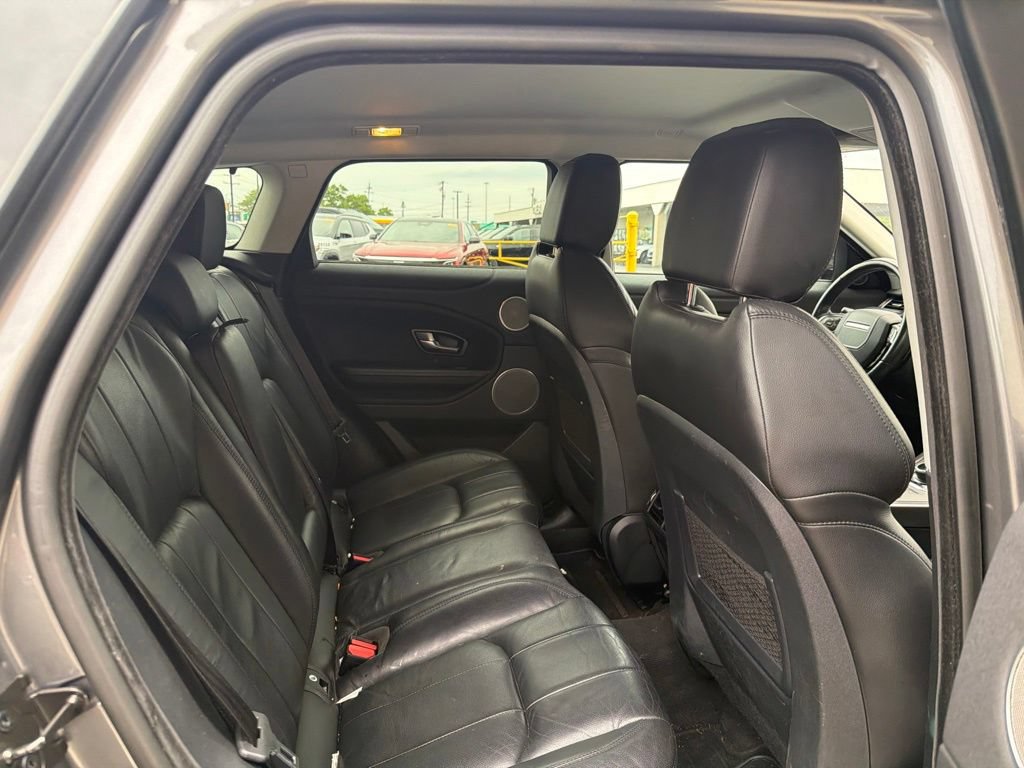 Used 2018 Land Rover Range Rover Evoque SE AWD/4WD image 20
