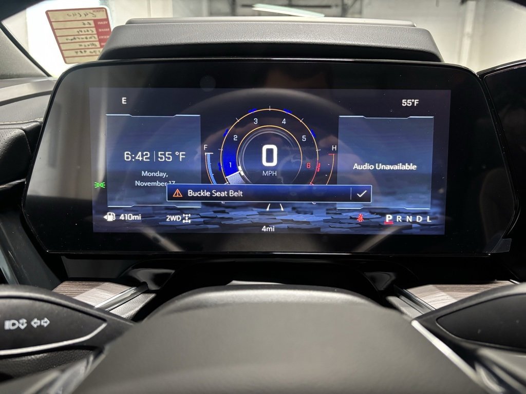 New 2026 Chevrolet Suburban Premier image 18